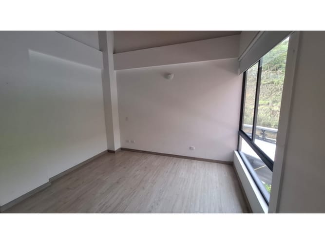 Apartamento de 3 alcobas en venta en El Retiro, 84 m² · foto 4 de 11
