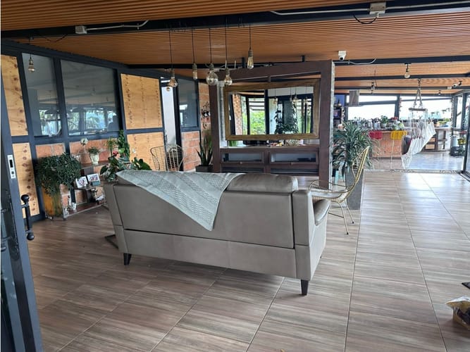Casa de 4 alcobas en venta en El Porvenir, Rionegro, 576 m² · foto 10 de 20