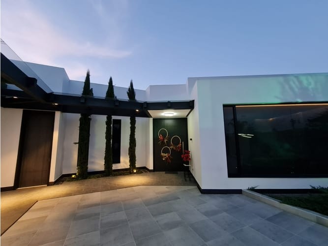 Casa de 3 alcobas en venta en El Retiro, 865 m² · foto 11 de 24