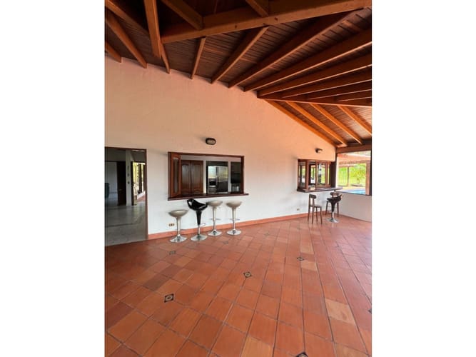 Casa de 3 alcobas en arriendo en La Veta, Copacabana, 1500 m² · foto 16 de 23