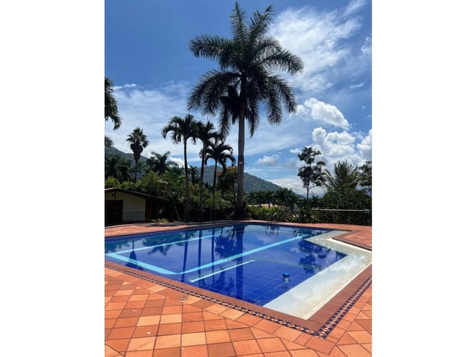 Casa de 3 alcobas en arriendo en La Veta, Copacabana, 1500 m² · foto 18 de 23