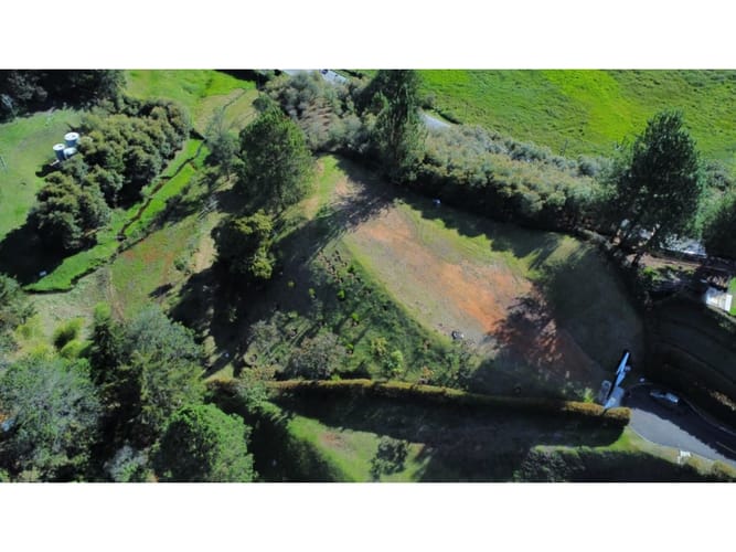 Lote en venta en Llano Grande, Rionegro, 4052 m² · foto 3 de 7