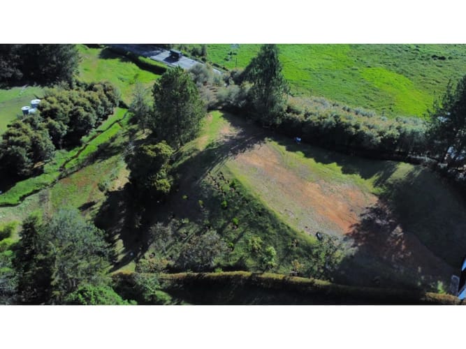 Lote en venta en Llano Grande, Rionegro, 4052 m² · foto 5 de 7