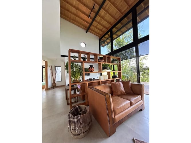 Casa de 5 alcobas en venta en Guamito, Rionegro, 470 m² · foto 7 de 24