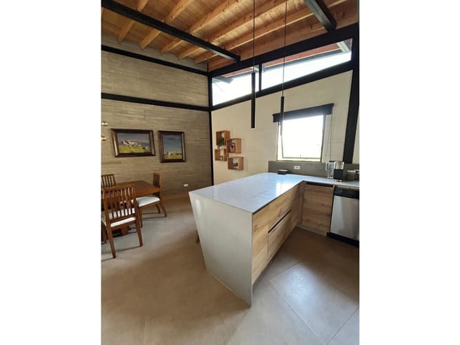 Casa de 5 alcobas en venta en Guamito, Rionegro, 470 m² · foto 13 de 24