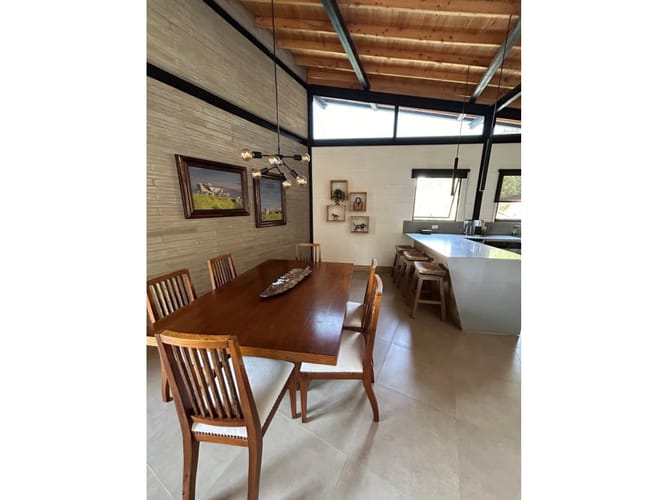 Casa de 5 alcobas en venta en Guamito, Rionegro, 470 m² · foto 15 de 24