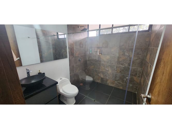 Casa de 4 alcobas en venta en El Carmen De Viboral, El Carmen de Viboral, 400 m² · foto 12 de 17
