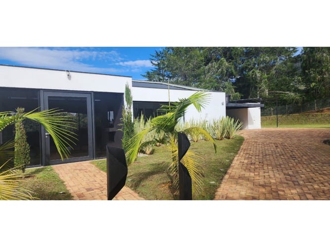 Casa de 4 alcobas en venta en El Carmen De Viboral, El Carmen de Viboral, 400 m² · foto 16 de 17