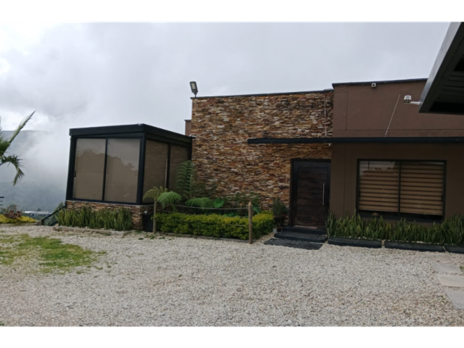Casa de 3 alcobas en venta en Escobero, El Retiro, 429 m² · foto 2 de 17