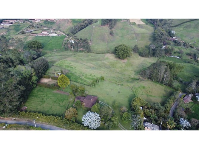 Lote en venta en El Capiro, Rionegro · foto 4 de 9
