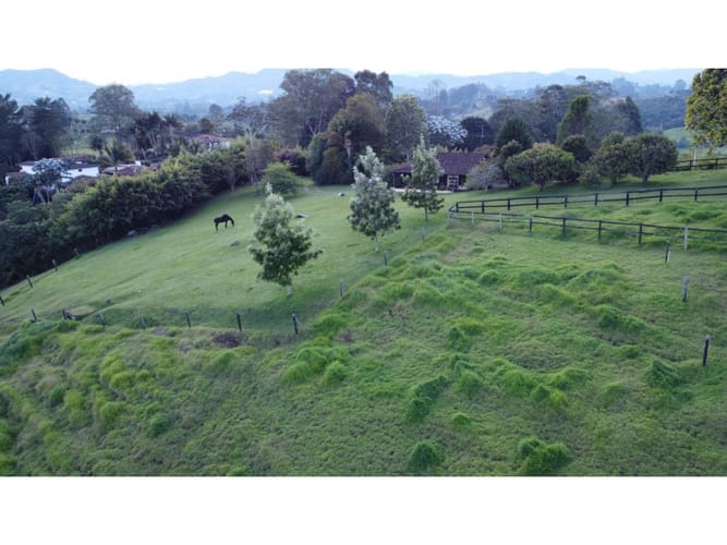 Lote en venta en El Capiro, Rionegro · foto 8 de 9