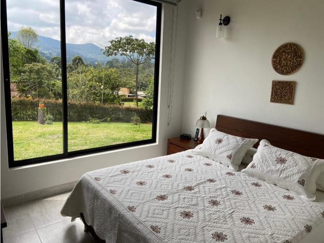 Casa de 4 alcobas en venta en Llano Grande, Rionegro, 330 m² · foto 6 de 10