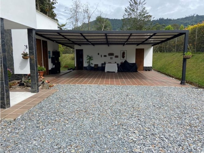 Casa de 4 alcobas en venta en Llano Grande, Rionegro, 330 m² · foto 10 de 10