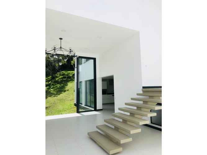 Casa de 4 alcobas en arriendo en El Retiro, 575 m² · foto 11 de 19