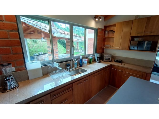 Casa de 4 alcobas en venta en Mampuesto, Rionegro, 350 m² · foto 7 de 24