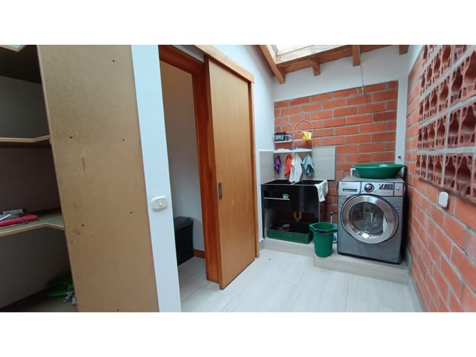Casa de 4 alcobas en venta en Mampuesto, Rionegro, 350 m² · foto 10 de 24