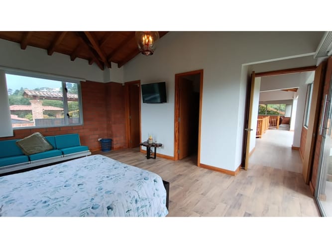 Casa de 4 alcobas en venta en Mampuesto, Rionegro, 350 m² · foto 19 de 24