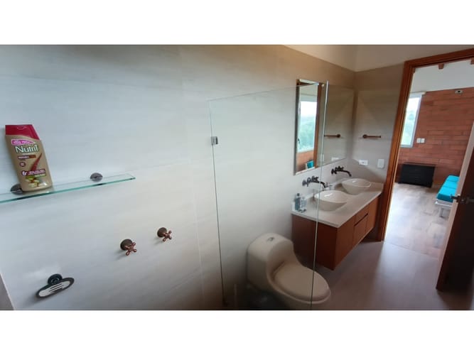 Casa de 4 alcobas en venta en Mampuesto, Rionegro, 350 m² · foto 21 de 24