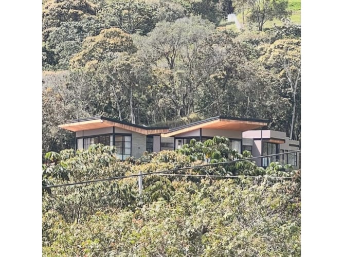 Casa de 5 alcobas en venta en Puente Pelaez, El Retiro, 413 m² · foto 2 de 12