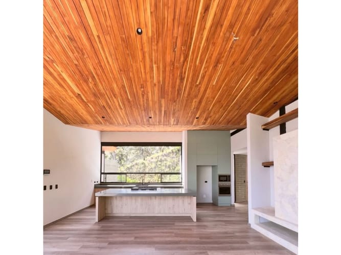 Casa de 5 alcobas en venta en Puente Pelaez, El Retiro, 413 m² · foto 8 de 12
