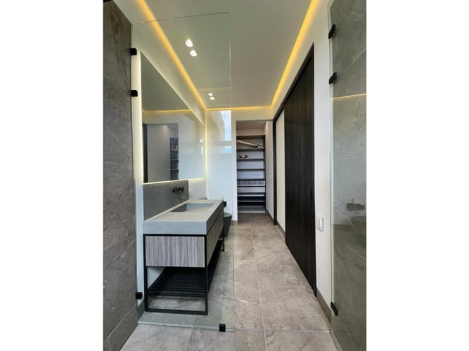 Casa de 7 alcobas en venta en El Tablazo, Rionegro, 1000 m² · foto 17 de 24
