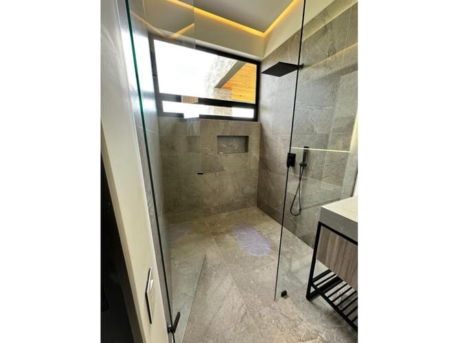 Casa de 7 alcobas en venta en El Tablazo, Rionegro, 1000 m² · foto 18 de 24