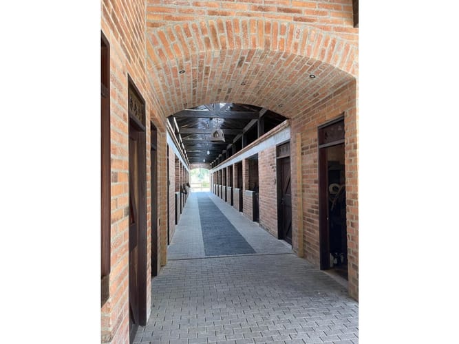 Casa de 7 alcobas en venta en El Tablazo, Rionegro, 1000 m² · foto 21 de 24