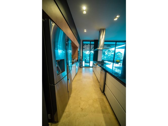 Casa de 4 alcobas en venta en El Poblado, Medellín, 450 m² · foto 8 de 24