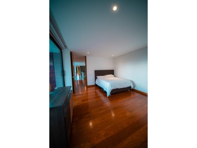 Casa de 4 alcobas en venta en El Poblado, Medellín, 450 m² · foto 22 de 24