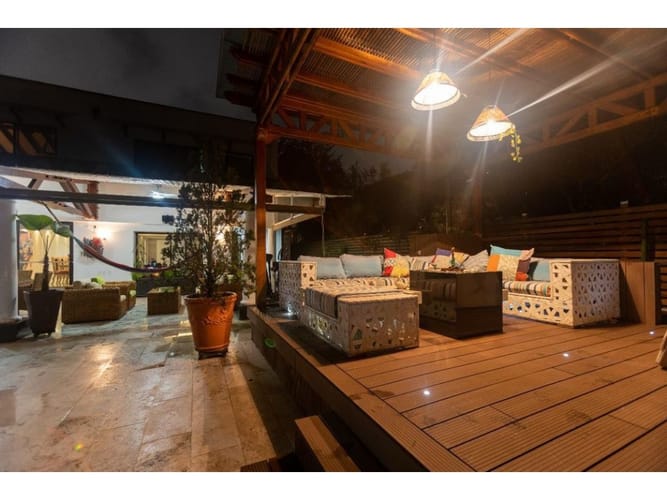 Casa de 5 alcobas en venta en El Poblado, Candelaria, 538 m² · foto 6 de 21