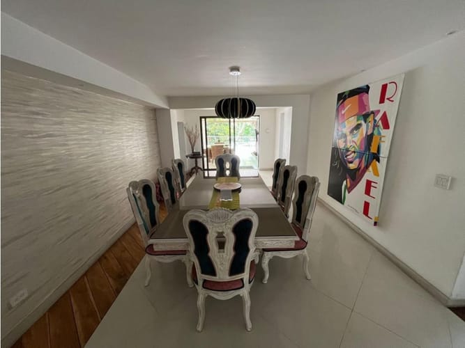 Casa de 5 alcobas en venta en El Poblado, Candelaria, 538 m² · foto 17 de 21