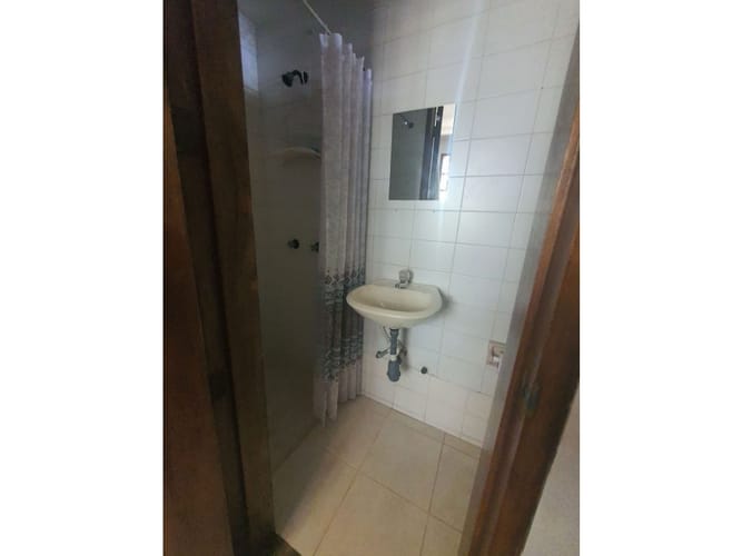 Casa de 4 alcobas en venta en Medellín, 330 m² · foto 5 de 24