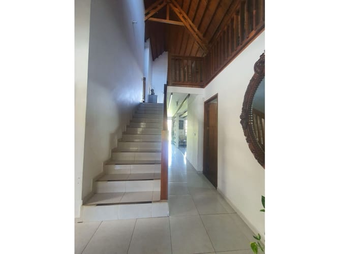 Casa de 4 alcobas en venta en Medellín, 330 m² · foto 7 de 24