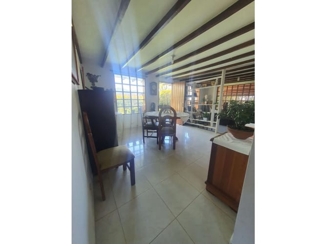 Casa de 4 alcobas en venta en Medellín, 330 m² · foto 8 de 24
