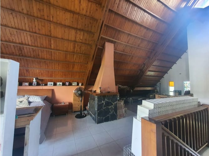 Casa de 4 alcobas en venta en Medellín, 330 m² · foto 11 de 24
