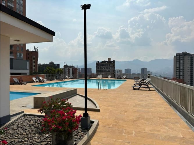 Apartamento de 3 alcobas en arriendo en El Poblado, Medellín, 74 m² · foto 11 de 11