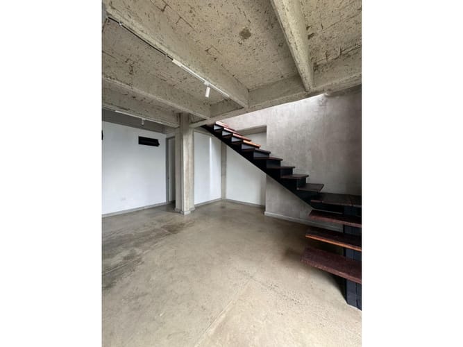 Casa de 4 alcobas en venta en El Esclavo, Medellín, 310 m² · foto 8 de 24
