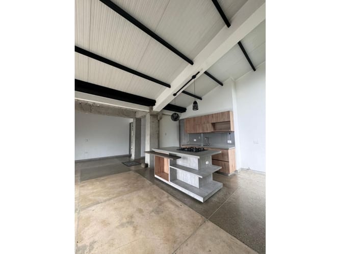 Casa de 4 alcobas en venta en El Esclavo, Medellín, 310 m² · foto 12 de 24