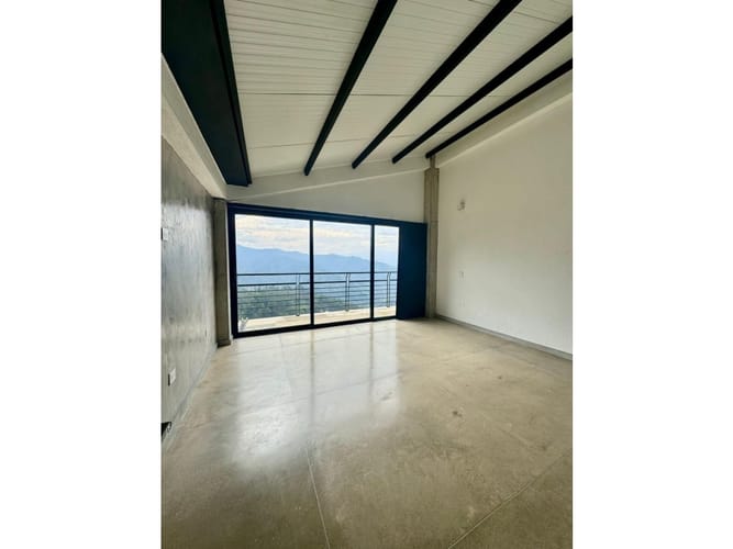 Casa de 4 alcobas en venta en El Esclavo, Medellín, 310 m² · foto 13 de 24