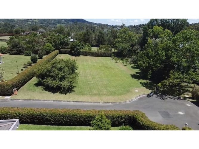 Lote en venta en Guamito, La Ceja, 2925 m² · foto 3 de 11
