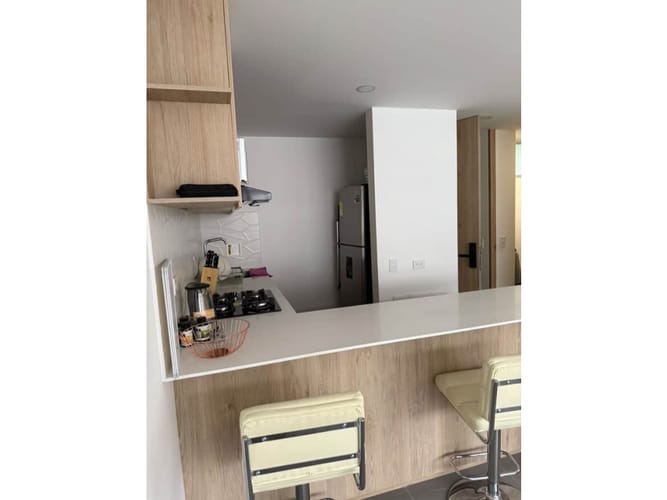 Apartamento de 2 alcobas en arriendo en Iriza, Envigado, 85 m² · foto 7 de 7