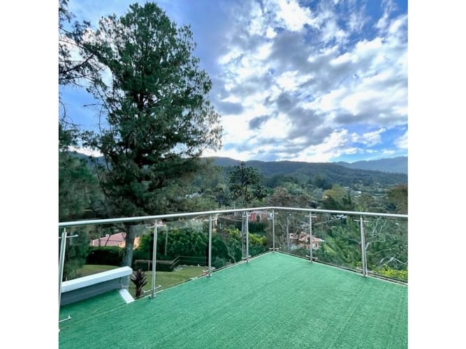 Casa de 4 alcobas en venta en El Retiro, 241 m² · foto 2 de 9