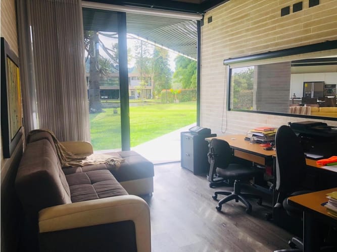 Casa de 5 alcobas en venta en Belchite, Rionegro, 370 m² · foto 12 de 24