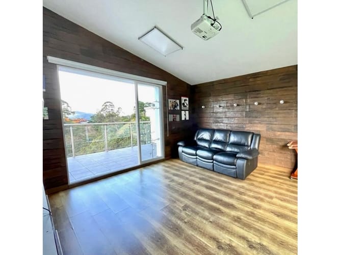 Casa de 4 alcobas en venta en El Retiro, 241 m² · foto 8 de 9