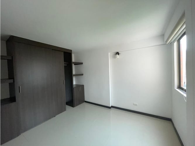 Apartamento de 3 alcobas en venta en Vegas De La Doctora, Sabaneta, 66 m² · foto 12 de 24