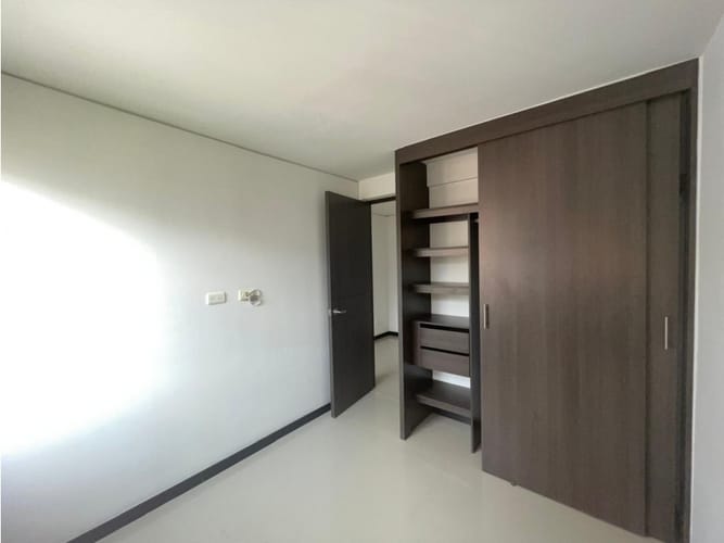 Apartamento de 3 alcobas en venta en Vegas De La Doctora, Sabaneta, 66 m² · foto 13 de 24