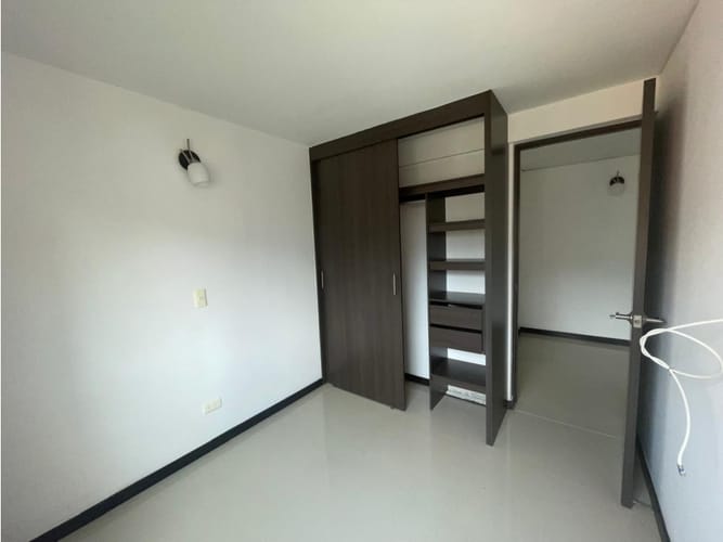 Apartamento de 3 alcobas en venta en Vegas De La Doctora, Sabaneta, 66 m² · foto 21 de 24