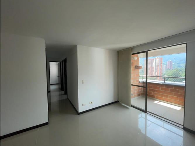 Apartamento de 3 alcobas en venta en Vegas De La Doctora, Sabaneta, 66 m² · foto 22 de 24