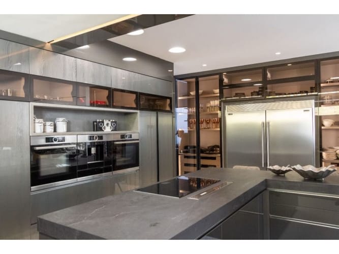 Casa de 8 alcobas en venta en Asomadera No.3, Medellín, 1800 m² · foto 22 de 24