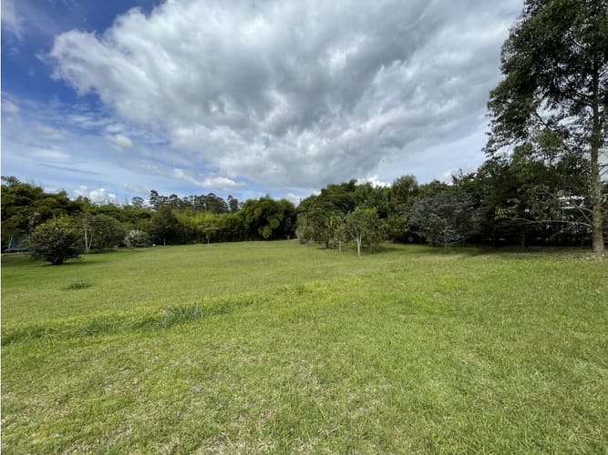 Lote en venta en Cabeceras De Llanogrande, Rionegro, 3200 m² · foto 5 de 24